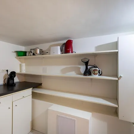 Apartman Walking Distance To Center Split