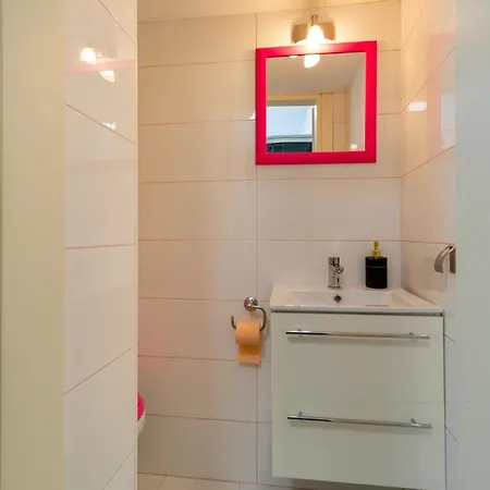 Walking Distance To Center Apartamento *